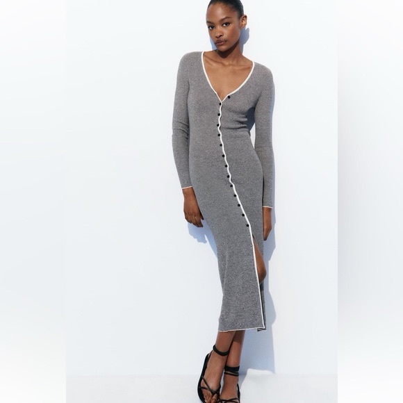 Zara Dresses & Skirts - Zara Navy & White Stripe Long Sleeve V-Neck Midi Dress NWOT